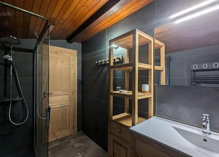 샬레 Des Belles Roches, 14 Pers, Garden, Sauna 라브레세